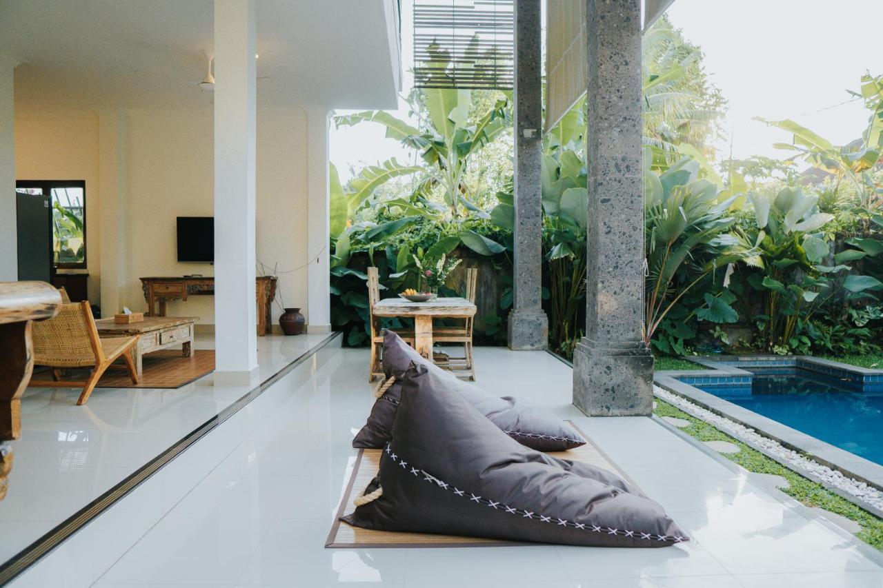 Villa Gading 2 ウブド エクステリア 写真