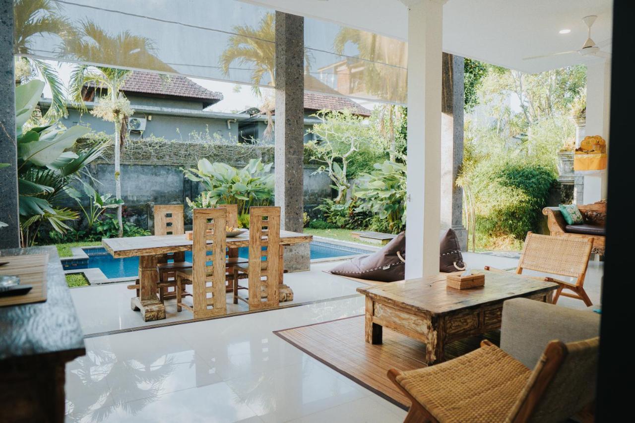 Villa Gading 2 ウブド エクステリア 写真